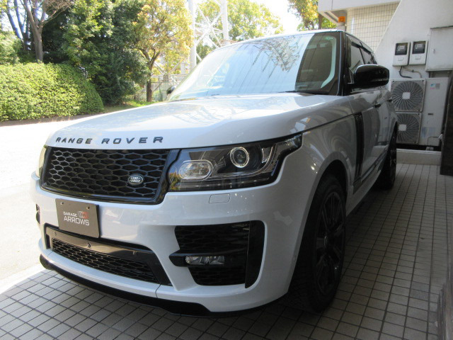 レンジローバー SVO デザイン エディション (ディーゼル) 4WD 電動ステップ ドライブ...