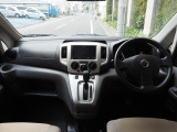 NV200バネットバン  スロープタイプ 車イス2名仕様