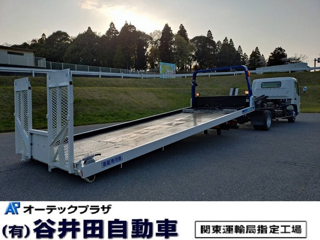 キャンター 車載車 最大積載量2.6t タダノ製ローダー