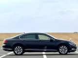 パサート TSI ハイライン 1オーナー 正規Dラー車 黒革シート
