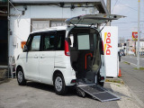 フレアワゴン  スロープ式車いす移動車電動ウィンチ
