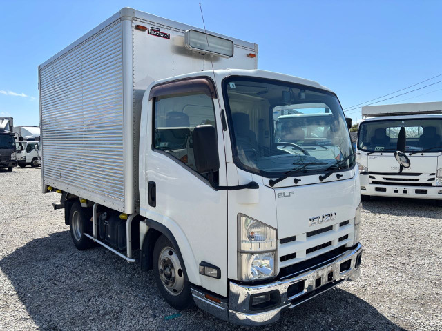 エルフ  バン 2t AT【125】