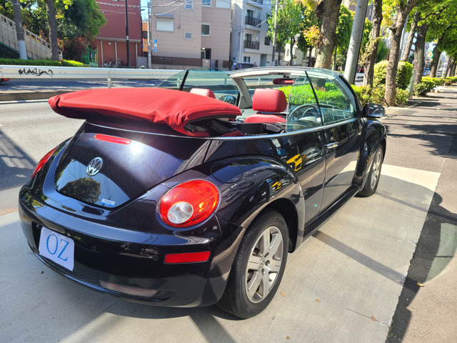 2UPJ-74301264]VW ニュービートルカブリオレ(1YAZJ)左ドア内張り 中古