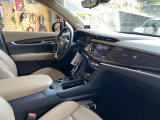 XT6 プラチナム 4WD 