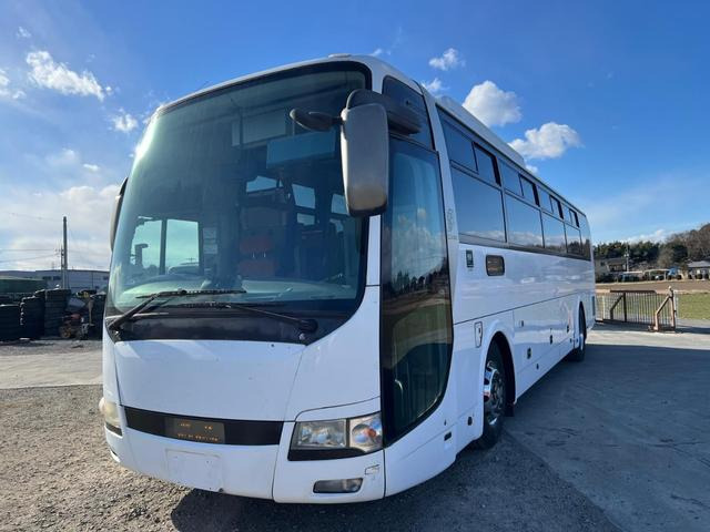 エアロエース  トイレ付 28人乗り