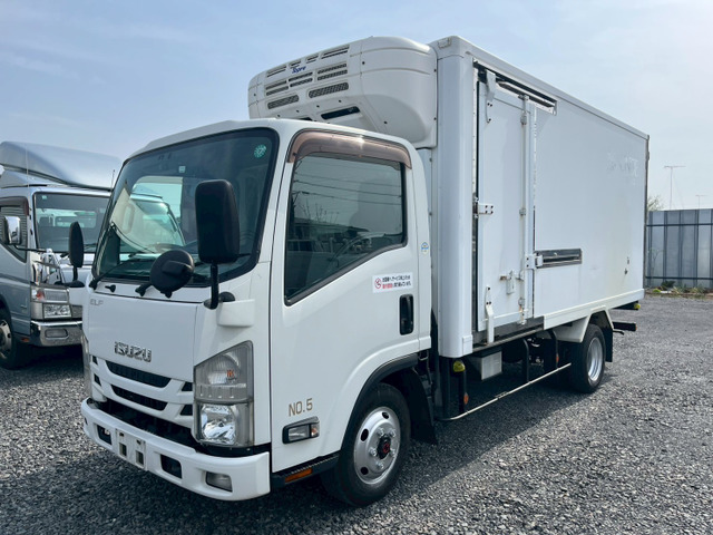 エルフ 冷蔵冷凍車 4WD低温設定2室式標準ロングボディ