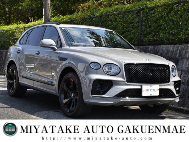 ベンテイガ アズール 4WD 