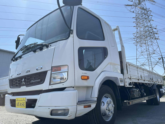 ファイター  ベッド付4t積み平ボディー荷台長575