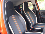 当店ご案内車両は全車、プロによる内外装クリーニング&コーティング済み!とってもキレイな車両ばかりです♪販売店情報ページでは当店の最新情報やお得なクーポン&キャンペーンを更新中!ぜひご覧ください!!