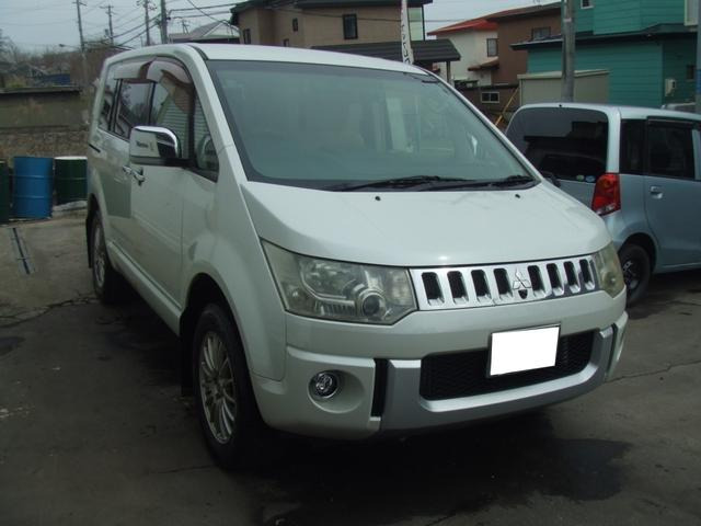 デリカD:5 2.4 G プレミアム 4WD 
