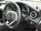 GLC 250 4マチック スポーツ 本革仕様 4WD パノラミックルーフ本革仕様