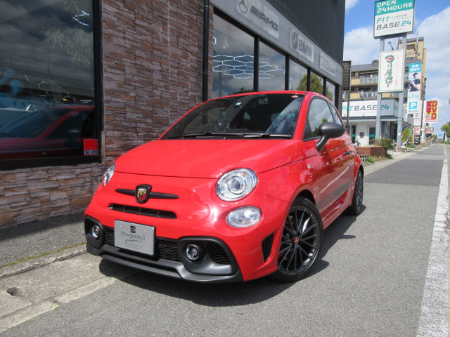 アバルト595 コンペティツィオーネ D車 1オーナー 禁煙