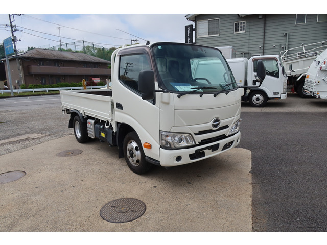デュトロ  10尺平ボディー 積載2000kg