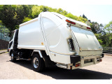 ファイター 塵芥車 新明和 プレス式 8.6立米 パッカー車