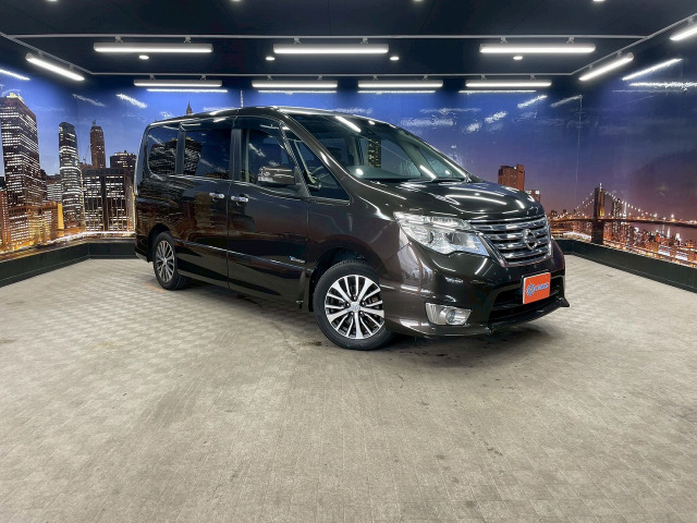 セレナ 2.0 ハイウェイスター S-HYBRID 両側パワースライド レーンアシスト