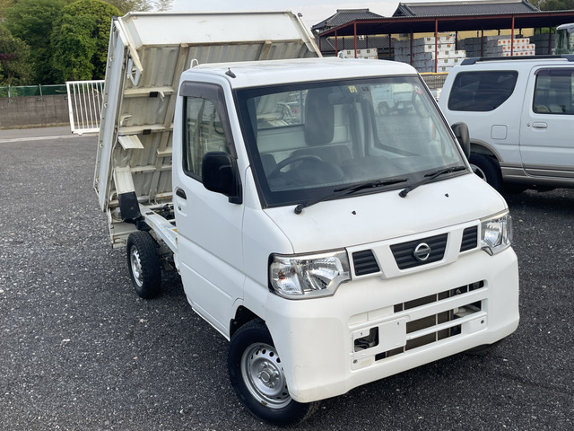 NT100クリッパー DX 4WD ダンプ 4WD
