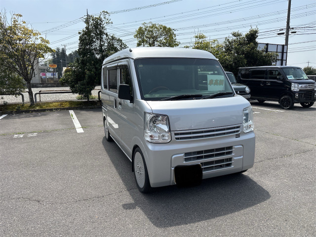 エブリイ  