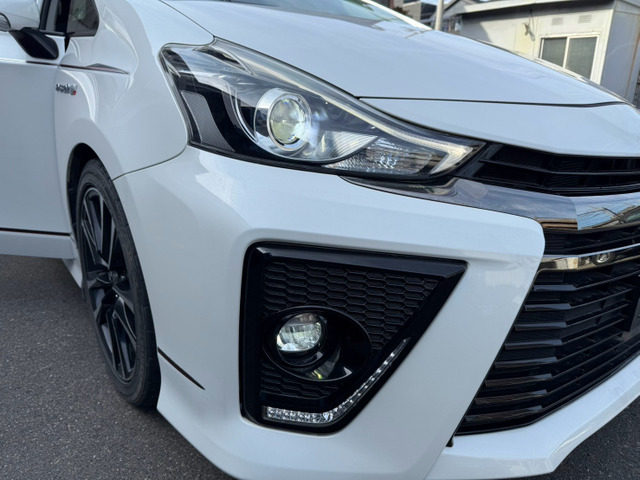 トヨタ プリウスα 1.8 S ツーリングセレクション G's の中古車詳細