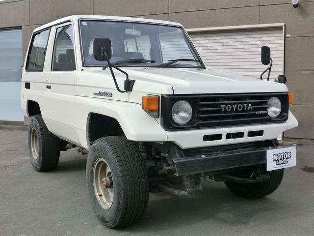 ランドクルーザー703.5 LX ディーゼル 4WD70ショート・5速マニュアル