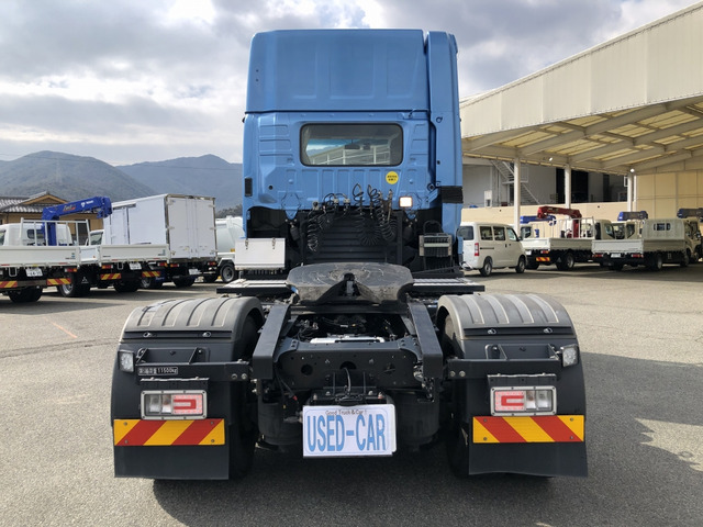 日野 プロフィア トレーラーヘッド 第5輪荷重11.5t エアサス 7速MT の