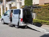 NV200バネットバン  車いす2名+4名又は車いす1名+6名