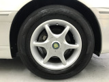 【全国納車OK】 現車をご覧になれないお客様でも、安心してお車をご購入いただける環境を整えております。 色々な角度から撮影したたくさんの画像など豊富な資料送りいたしております。