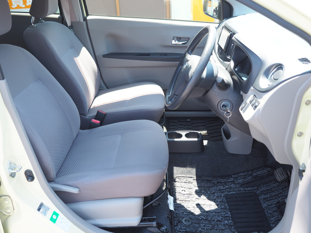 トヨタ ピクシスエポック X SA の中古車詳細 (73,000km, イエロー