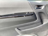 ベッドキット等の車中泊用アイテムの取り付けも実績多数ございますので、お気軽にご相談ください!