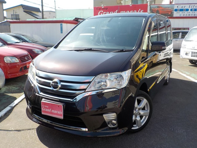 セレナ 2.0 ハイウェイスター 4WD 