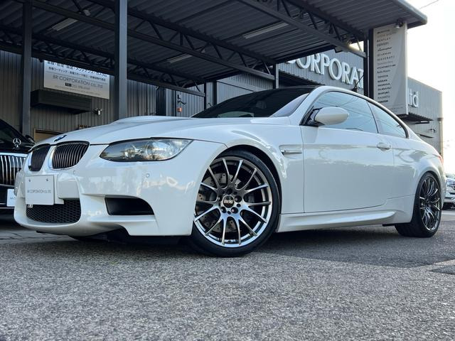 M3 4.0 M3クーペ(4名) 正規ディーラー車