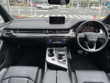 Q7 55 TFSI クワトロ Sライン 4WD エアサス 7シーターP マトリクスLED