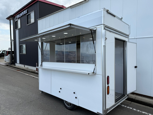 /その他 日本  リアゲートトレーラーキッチンカー
