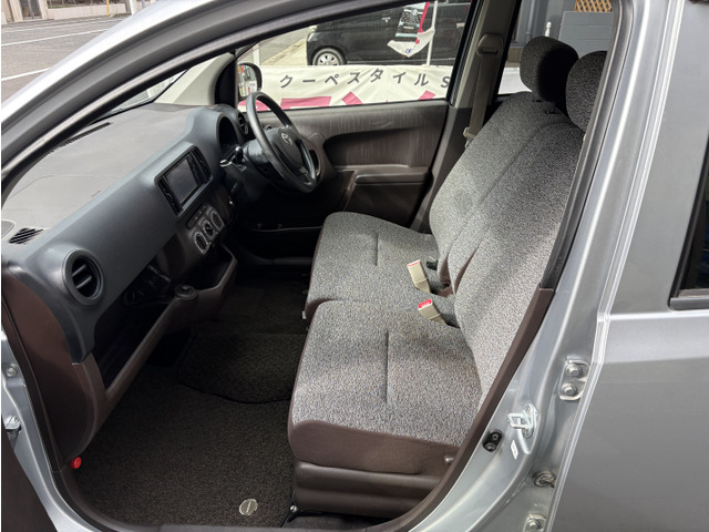 トヨタ パッソ 1.0 X 即納車可能 の中古車詳細 (91,600km, シルバー