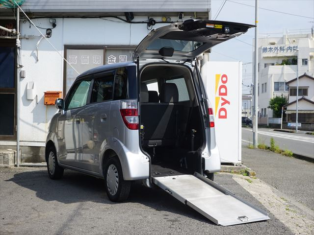 ゼスト G 車いす仕様車 スローパーリヤシート付