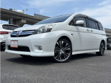 【中古車情報】トヨタ アイシス 1.8 プラタナ Vセレクション 外18AW 社外ナビTV バックカメラ の中古車詳細（走行距離：8.8万km、カラー：パールホワイト、販売地域：福岡県福岡市西区女原）