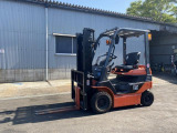 トヨタL&F 電動フォークリフト 15765