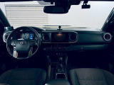 タコマ ダブルキャブ TRDオフロード 3.5 V6 4WD 