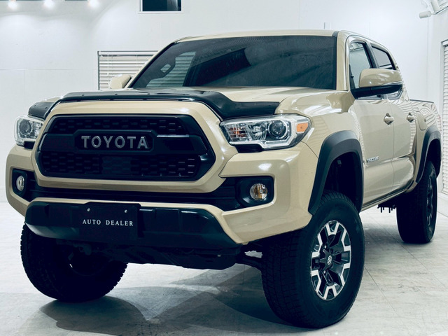 タコマ ダブルキャブ TRDオフロード 3.5 V6 4WD 