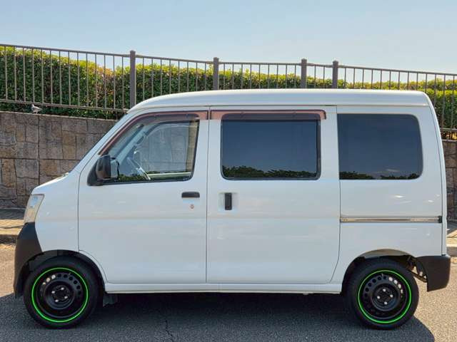 ダイハツ ハイゼットカーゴ スペシャル スペシャル 5MT/黒バンパー貨物 
