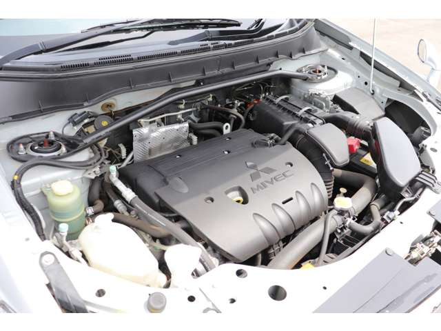 三菱 アウトランダー 2.4 24G プレミアム 4WD スマートキー ナビ
