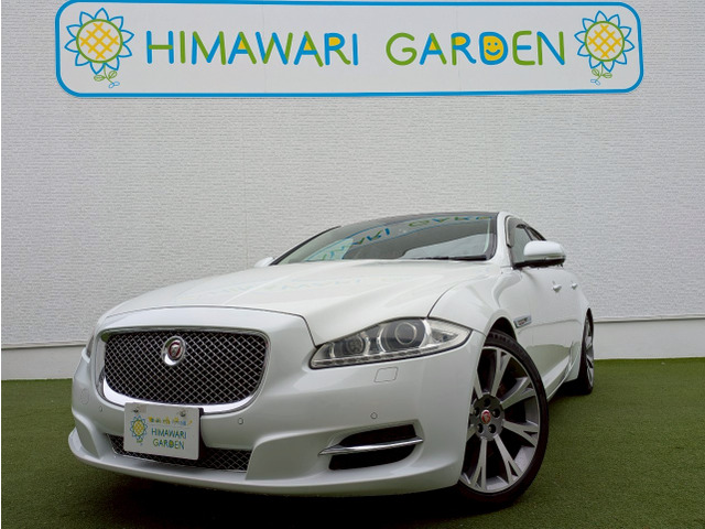 XJ XJ 3.0 プレミアムラグジュアリー サンルーフ 革シート プレミアムサウンド