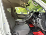 買ったばかりの愛車、ずっときれいにしていたいですよね!ご購入いただいたお車を綺麗な状態に保てるよう、コーティングなどのオプションもご用意しております。詳しくは店舗までお問い合わせください♪