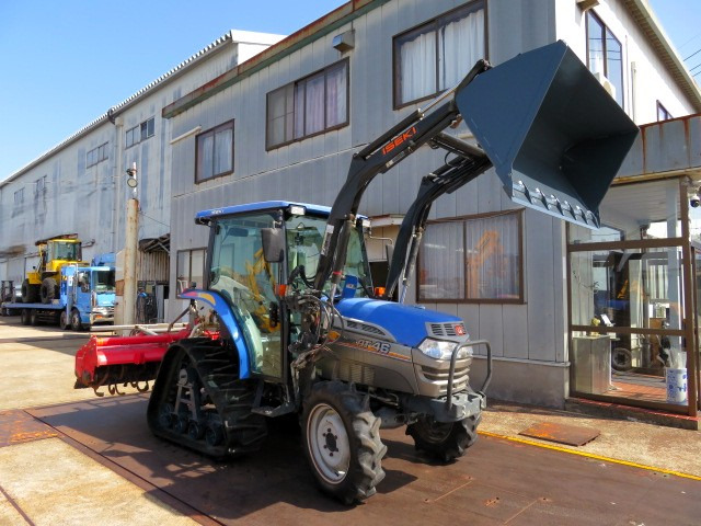 イセキ　フロントローダー　NTLA35 480kg 　　トラクターアタッチメント イセキ フロントローダー NTLA35 480kg トラクターアタッチメント