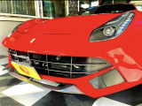 F12ベルリネッタ F1 DCT カーボンフロントリップ デイトナシート