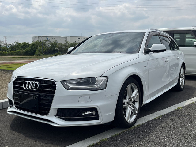 A4アバント 2.0 TFSI S lineパッケージ
