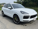 【中古車情報】ポルシェ カイエン E ハイブリッド ティプトロニックS 4WD 1オーナー/OP21インチ/パノラマ の中古車詳細（走行距離：2.1万km、カラー：キャララホワイトメタリック、販売地域：神奈川県横浜市都筑区茅ヶ崎中央）