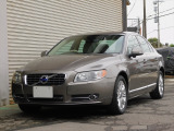 S80 ドライブe インスクリプション 樹実装備の限定車!1.6Lターボで経済的