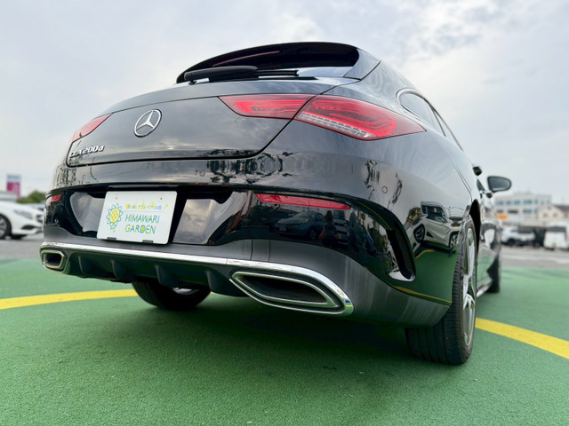 メルセデス・ベンツ CLAシューティングブレーク CLA200d AMGライン 黒