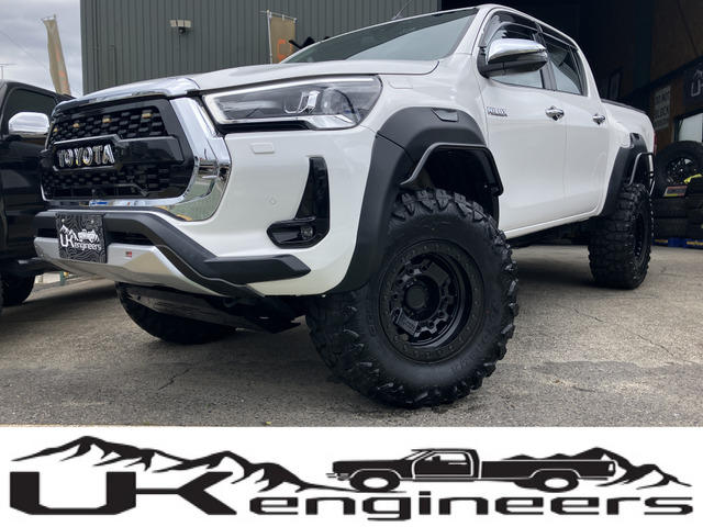 ハイラックス 2.4 Z ディーゼル 4WD KINGショック リフトUP 11型ナビ