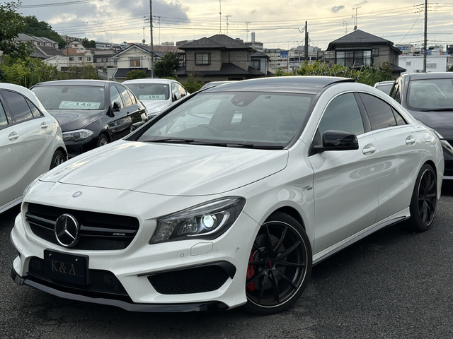 CLAクラス AMG CLA45 4マチック 4WD 